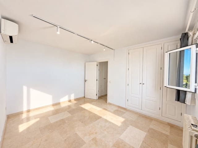 Chalet de 4 habitaciones en Portals Nous, Calvià en alquiler con piscina garaje - 7.500 € (Ref: 10124293)