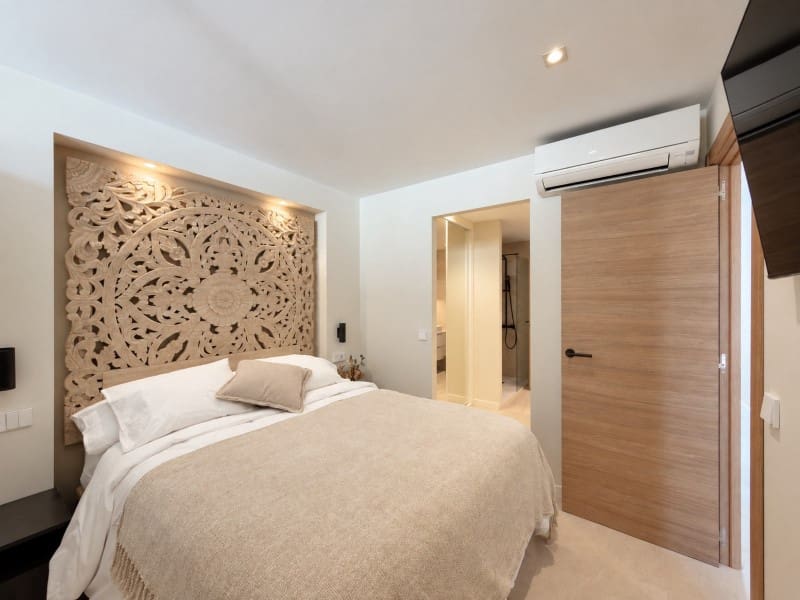 2 bedroom Apartment for sale in Portals Nous with pool garage - € 910,000 (Ref: 10129076)