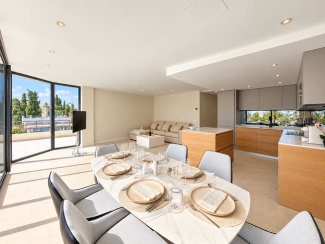 2 bedroom Apartment for sale in Portals Nous, Calvià with pool garage - € 910,000 (Ref: 10129076)