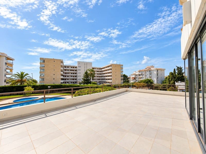 2 bedroom Apartment for sale in Portals Nous with pool garage - € 910,000 (Ref: 10129076)
