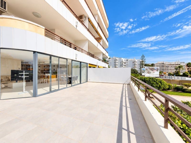 2 bedroom Apartment for sale in Portals Nous with pool garage - € 910,000 (Ref: 10129076)