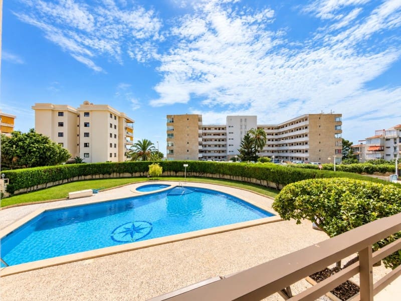 2 bedroom Apartment for sale in Portals Nous with pool garage - € 910,000 (Ref: 10129076)