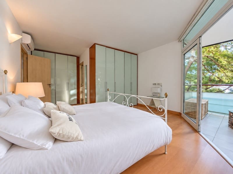 2 bedroom Apartment for sale in Calvia with pool garage - € 730,000 (Ref: 10129077)