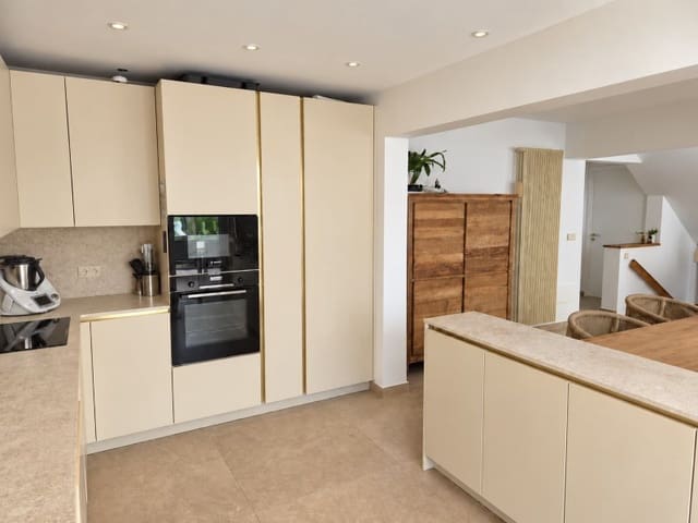 4 quarto Moradia Geminada para venda em Bendinat, Calvià com piscina garagem - 1 690 000 € (Ref: 10135950)