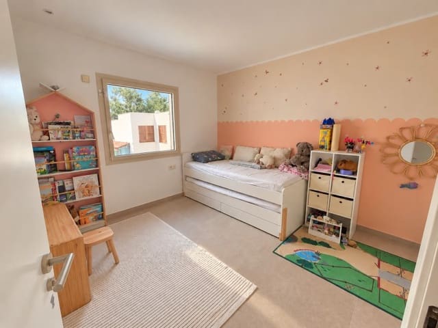 4 quarto Moradia Geminada para venda em Bendinat, Calvià com piscina garagem - 1 690 000 € (Ref: 10135950)