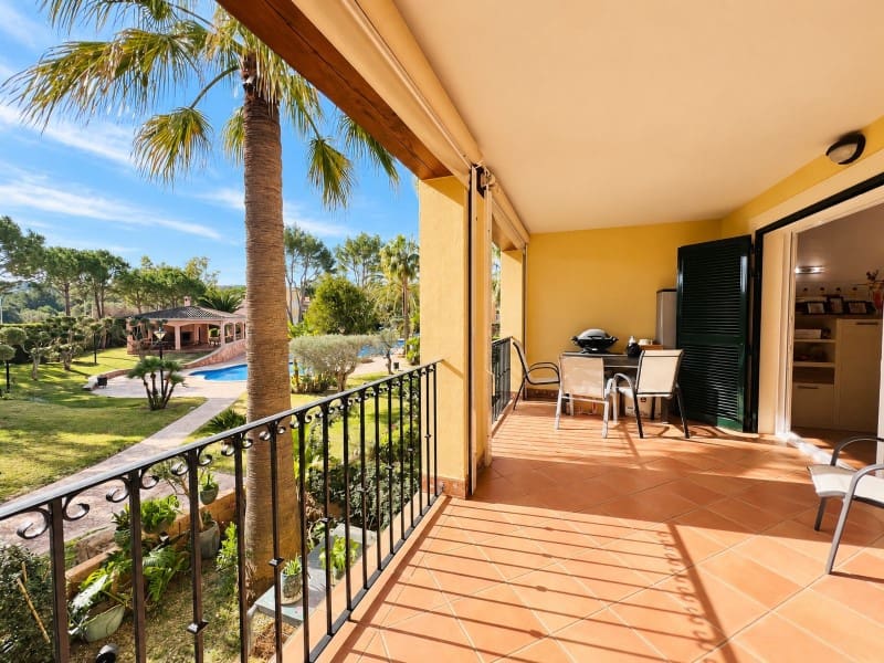 2 sypialnia Apartament do wynajęcia w Santa Ponsa z basenem garażem - 2 500 € (Ref: 10139451)