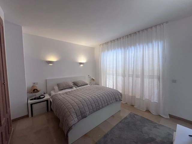 2 sypialnia Apartament do wynajęcia w Santa Ponsa, Calvià z basenem garażem - 2 700 € (Ref: 10154939)