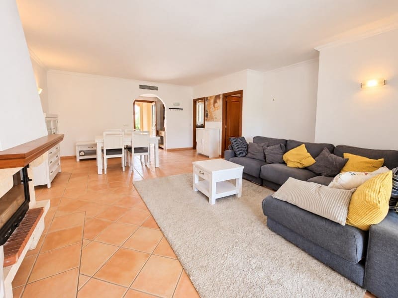 1 bedroom Apartment for rent in Santa Ponsa with pool garage - € 1,850 (Ref: 10166378)