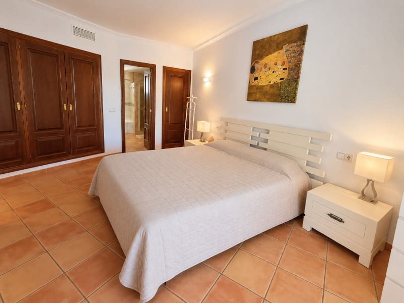 1 bedroom Apartment for rent in Santa Ponsa with pool garage - € 1,850 (Ref: 10166378)