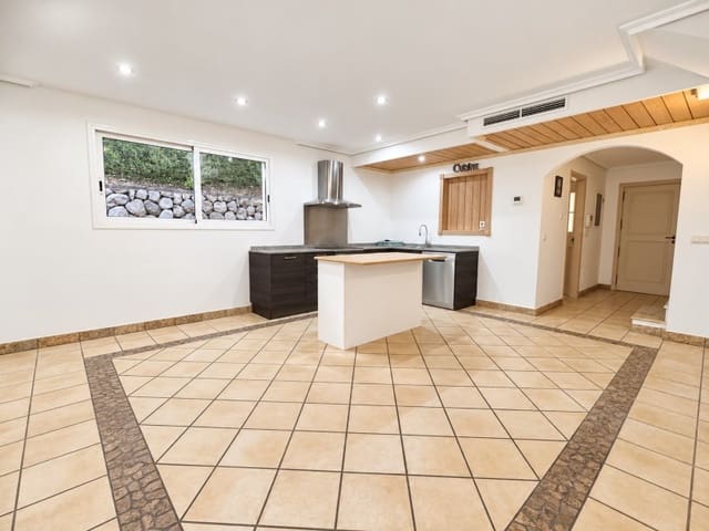 3 soverom Leilighet til salgs i Santa Ponsa, Calvià med svømmebasseng garasje - € 700 000 (Ref: 10168429)
