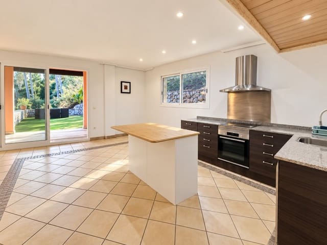 3 soverom Leilighet til salgs i Santa Ponsa, Calvià med svømmebasseng garasje - € 700 000 (Ref: 10168429)