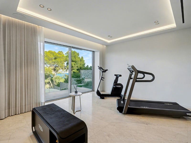 4 soverom Villa til salgs i Santa Ponsa med svømmebasseng garasje - € 6 750 000 (Ref: 10168430)