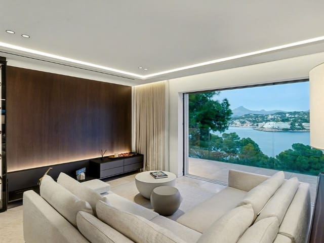 4 slaapkamer Villa te koop in Santa Ponsa, Calvià met zwembad garage - € 6.750.000 (Ref: 10168430)