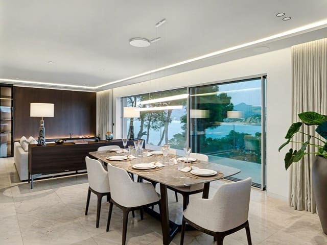 4 slaapkamer Villa te koop in Santa Ponsa, Calvià met zwembad garage - € 6.750.000 (Ref: 10168430)