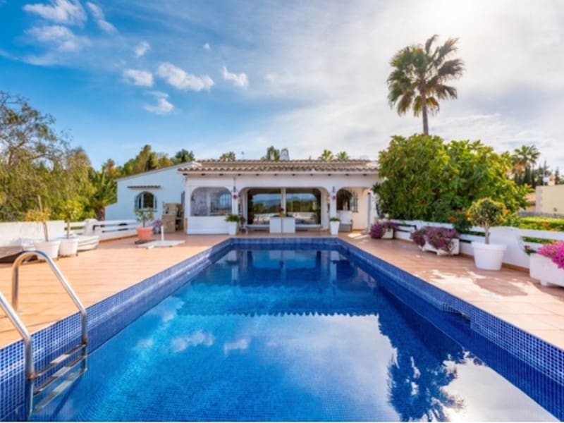 4 soverom Villa til salgs i Santa Ponsa med svømmebasseng - € 1 785 000 (Ref: 6730959)