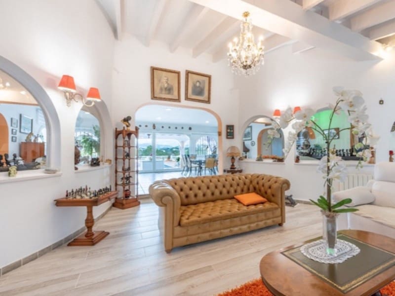 4 soverom Villa til salgs i Santa Ponsa med svømmebasseng - € 1 785 000 (Ref: 6730959)