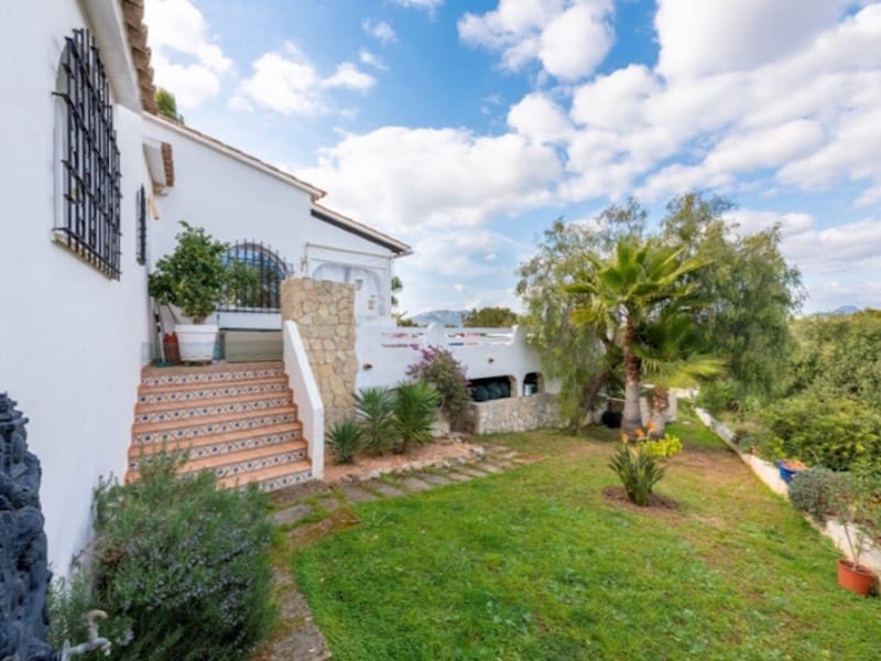 4 soverom Villa til salgs i Santa Ponsa med svømmebasseng - € 1 785 000 (Ref: 6730959)