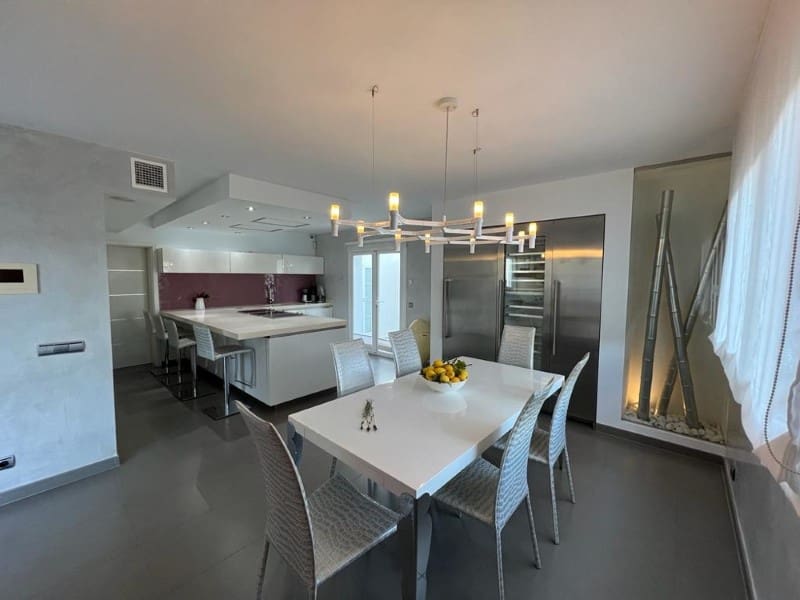 4 Zimmer Villa zu verkaufen in Santa Ponsa mit Pool - 2.500.000 € (Ref: 8016012)