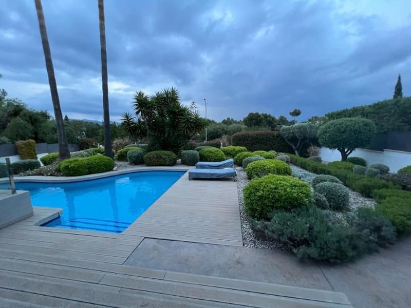 4 Zimmer Villa zu verkaufen in Santa Ponsa mit Pool - 2.500.000 € (Ref: 8016012)