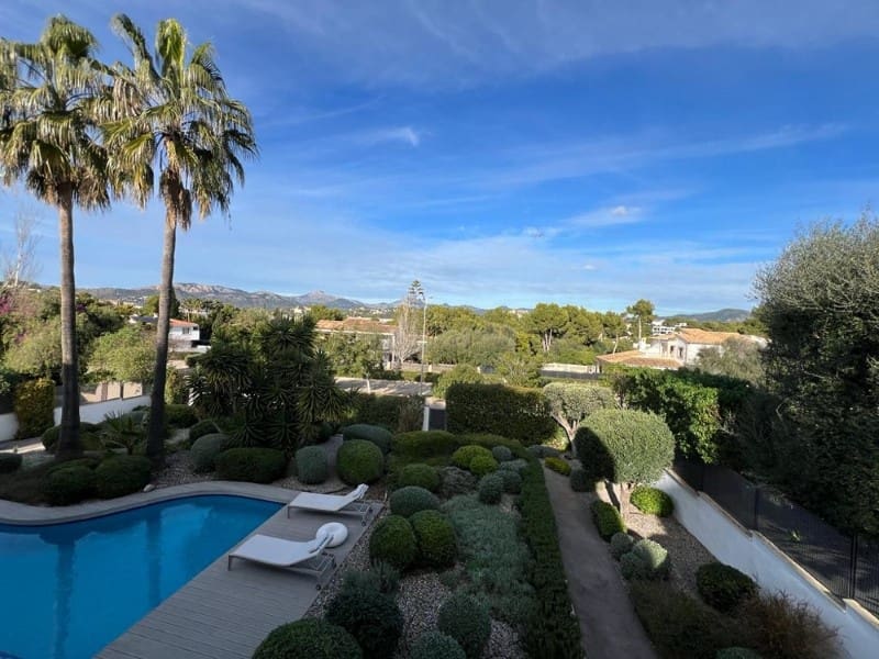 4 Zimmer Villa zu verkaufen in Santa Ponsa mit Pool - 2.500.000 € (Ref: 8016012)
