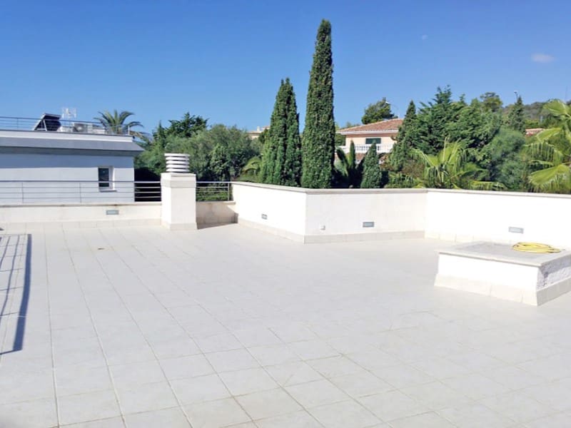 Villa/Maison de 4 chambres à louer à Santa Ponsa avec piscine - 12 000 € (Ref: 8093468)