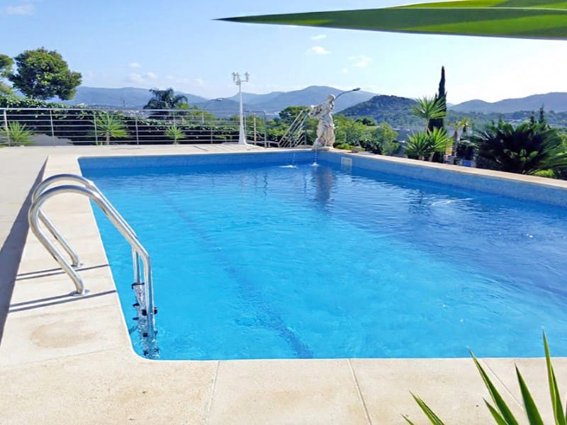 Villa/Maison de 4 chambres à louer à Santa Ponsa avec piscine - 12 000 € (Ref: 8093468)