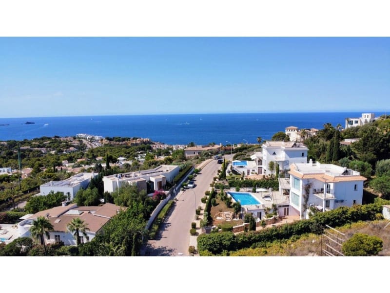 Villa/Maison de 4 chambres à louer à Santa Ponsa avec piscine - 12 000 € (Ref: 8093468)