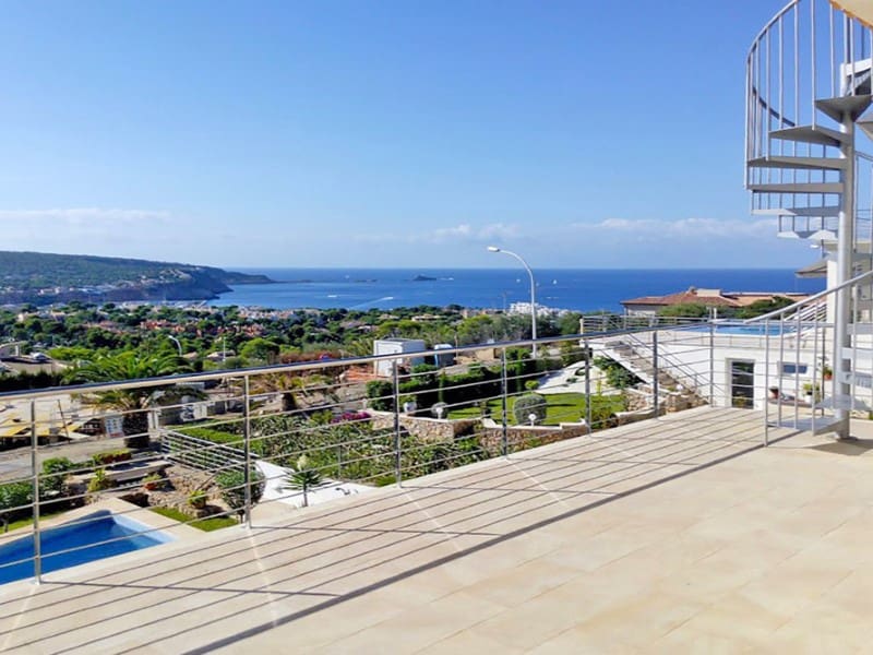 Villa/Maison de 4 chambres à louer à Santa Ponsa avec piscine - 12 000 € (Ref: 8093468)