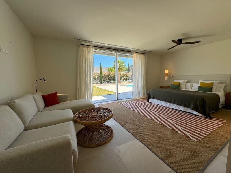 5 bedroom Villa for sale in Sol de Mallorca with pool - € 4,600,000 (Ref: 8247259)