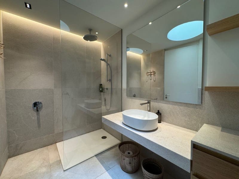 5 bedroom Villa for sale in Sol de Mallorca with pool - € 4,600,000 (Ref: 8247259)