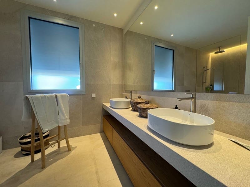 5 bedroom Villa for sale in Sol de Mallorca with pool - € 4,600,000 (Ref: 8247259)