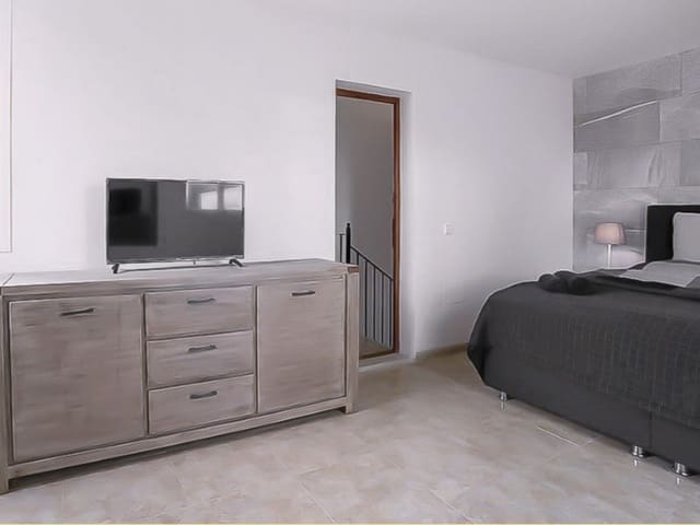 7 soverom Kjedet enebolig til salgs i Sa Rapita / La Rapita, Campos med svømmebasseng - € 1 600 000 (Ref: 8286283)