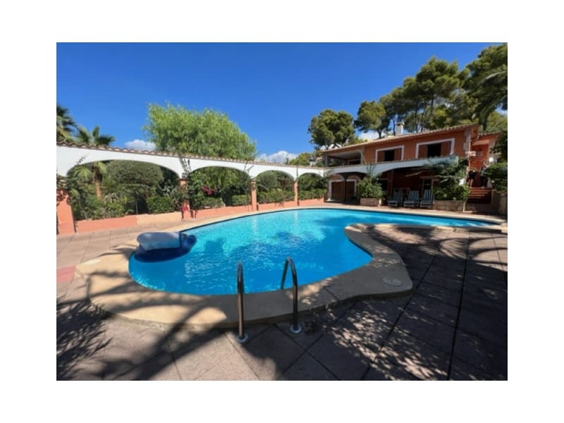 4 bedroom Villa for sale in Santa Ponsa - € 1,599,000 (Ref: 8297069)