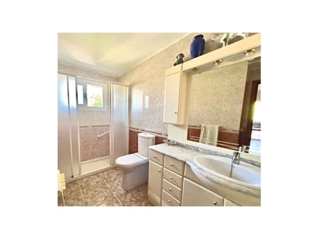 4 bedroom Villa for sale in Santa Ponsa, Calvià - € 1,599,000 (Ref: 8297069)