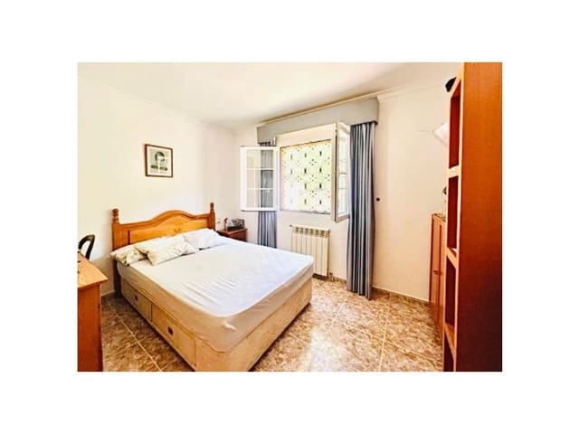 4 bedroom Villa for sale in Santa Ponsa, Calvià - € 1,599,000 (Ref: 8297069)