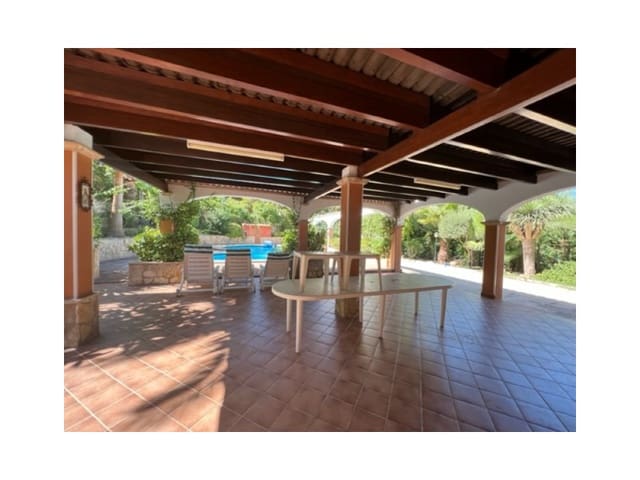 4 bedroom Villa for sale in Santa Ponsa, Calvià - € 1,599,000 (Ref: 8297069)