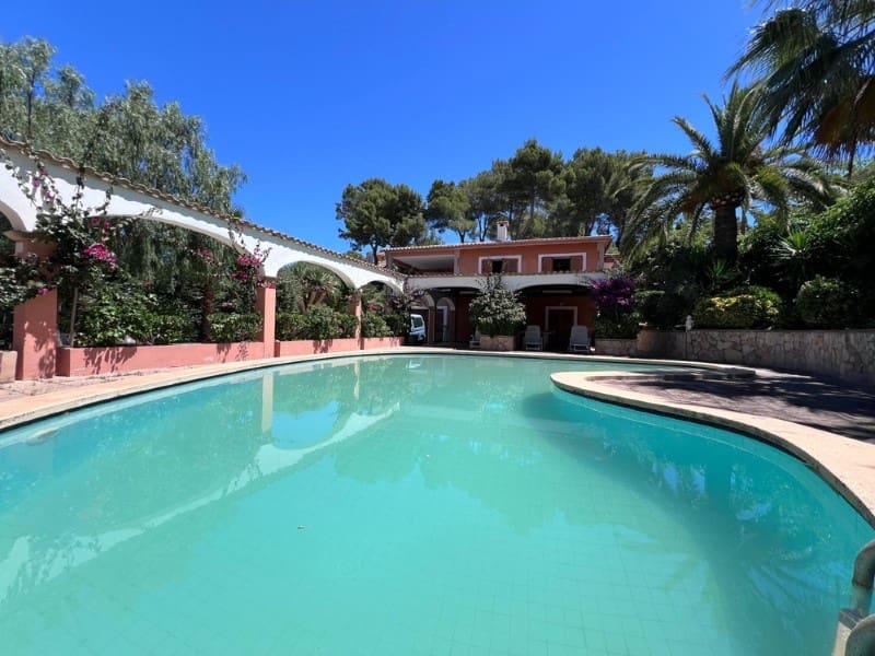 4 bedroom Villa for sale in Santa Ponsa - € 1,599,000 (Ref: 8297069)