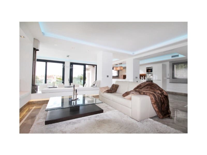 5 makuuhuone Huvila vuokrattavana paikassa Bendinat mukana uima-altaan 
autotalli - 15 000 € (Ref: 8374557)