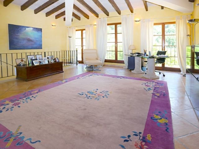 4 bedroom Finca/Country House for sale in Campanet with pool - € 5,400,000 (Ref: 8501185)