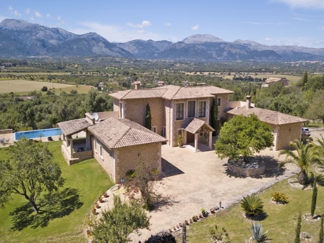 4 bedroom Finca/Country House for sale in Campanet with pool - € 5,400,000 (Ref: 8501185)