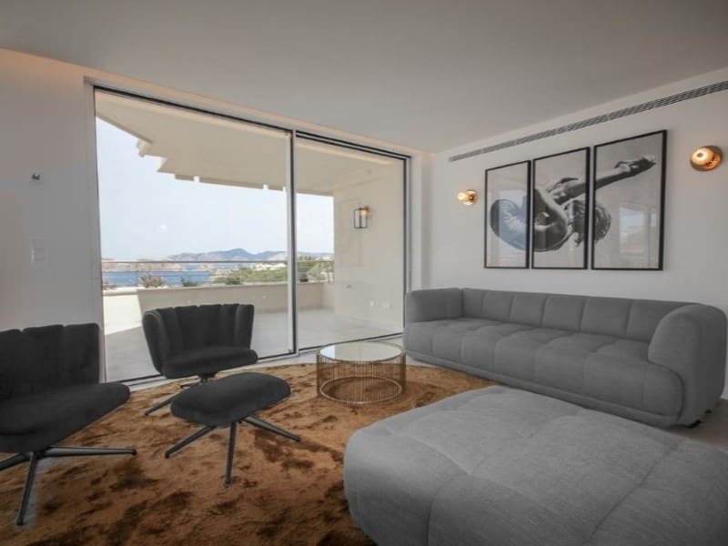 3 bedroom Apartment for sale in Santa Ponsa with pool - € 3,300,000 (Ref: 8513806)