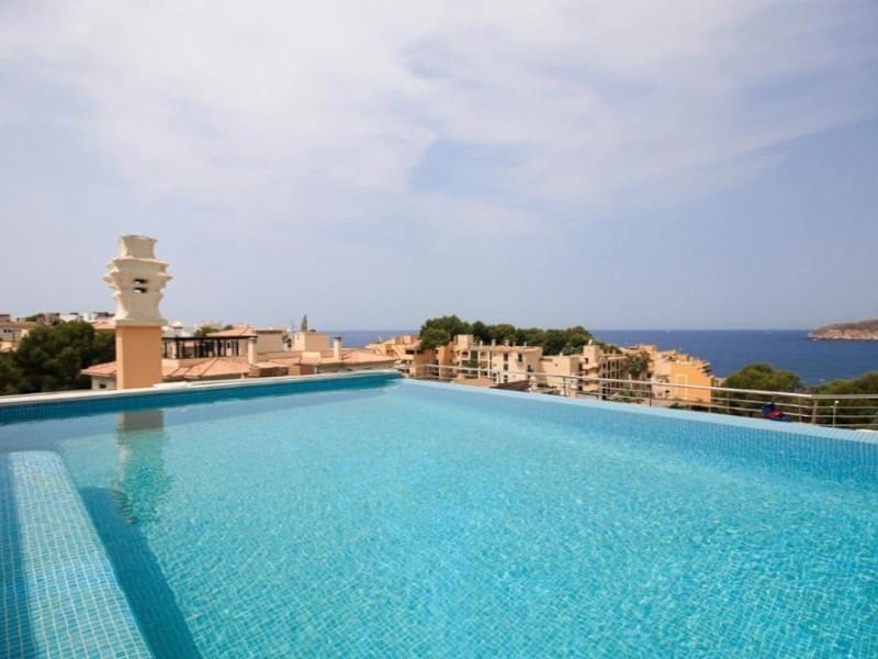 3 bedroom Apartment for sale in Santa Ponsa with pool - € 3,300,000 (Ref: 8513806)