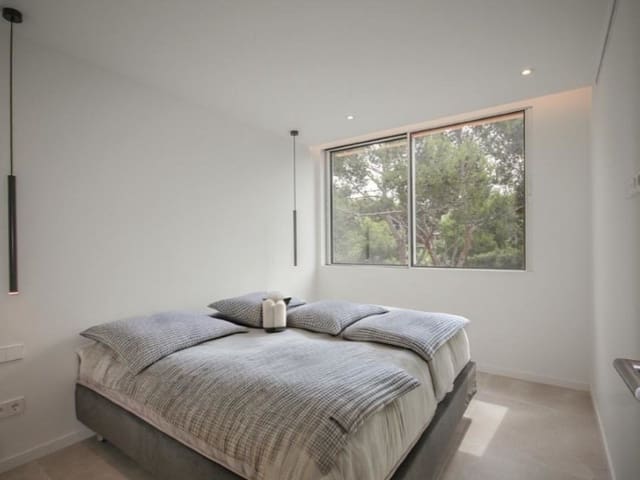 Apartamento de 3 habitaciones en Santa Ponsa, Calvià en venta con piscina - 3.300.000 € (Ref: 8513806)