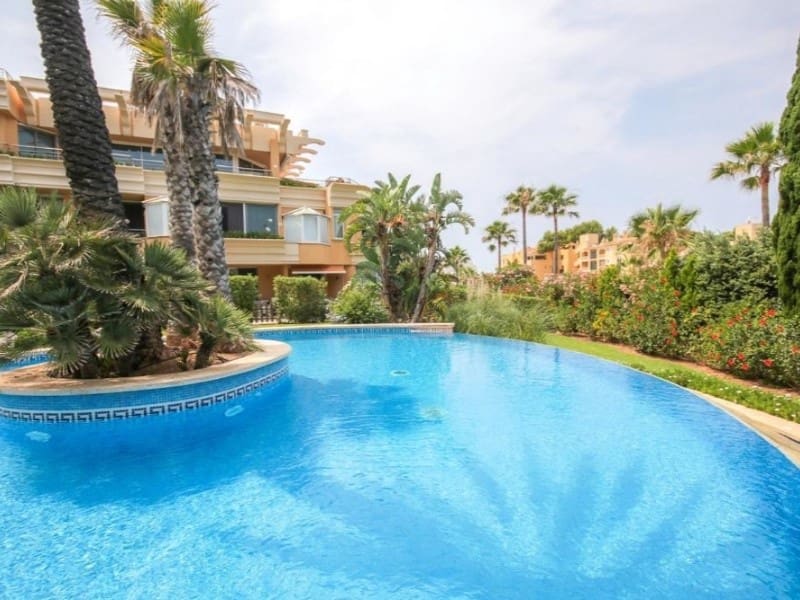 3 bedroom Apartment for sale in Santa Ponsa with pool - € 3,300,000 (Ref: 8513806)