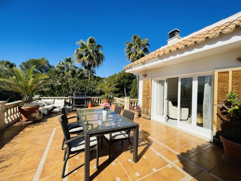 5 sypialnia Willa na sprzedaż w Costa d'en Blanes z basenem - 1 700 000 € (Ref: 8513808)