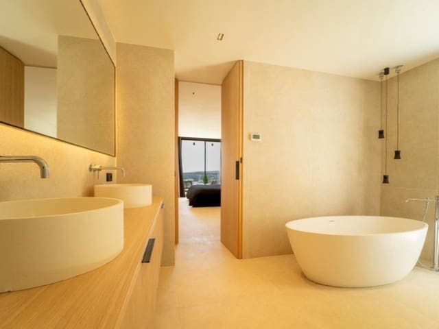 3 quarto Moradia para venda em Santa Ponsa, Calvià com piscina - 2 980 000 € (Ref: 8543318)