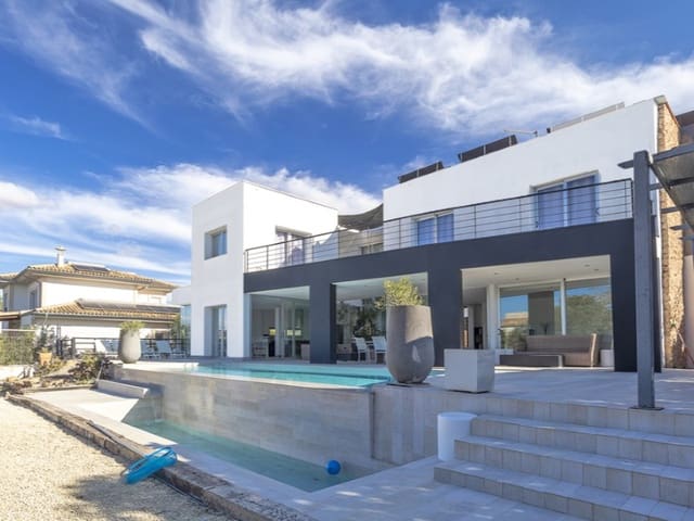 4 soveværelse Villa til salg i Llucmajor med swimmingpool - € 1.700.000 (Ref: 8628198)