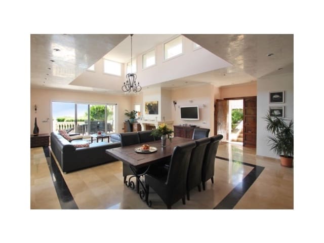 3 soverom Villa til salgs i Costa de la Calma, Calvià med svømmebasseng - € 2 550 000 (Ref: 8723078)