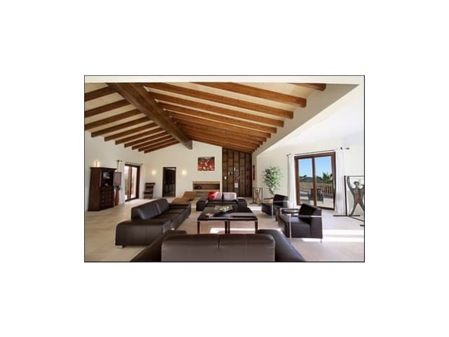 5 bedroom Finca/Country House for sale in Alaró with pool - € 5,800,000 (Ref: 8728301)