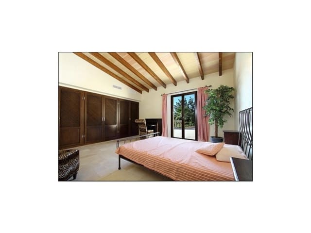 5 bedroom Finca/Country House for sale in Alaró with pool - € 5,800,000 (Ref: 8728301)